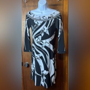 White House‎ Black Market Monochrome Floral Dress - XS
